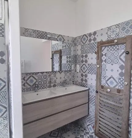 The Cosy Penthouse By 1722 شقة *